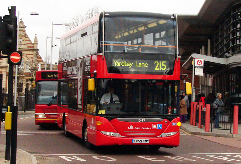 London Bus Routes Route 215 Lee Valley Campsiteyardley Lane