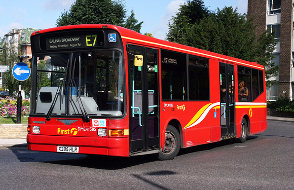 Route E7, First London, DML41385, X385HLR, Ealing