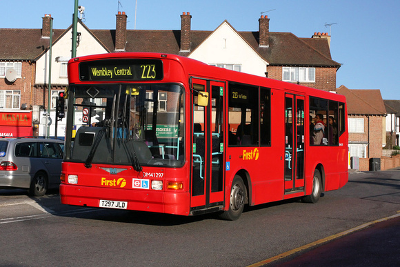 Route 223, First London, DM41297, T297JLD
