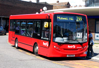 Route 299, First London, DM44197, YX11FYV, Southgate