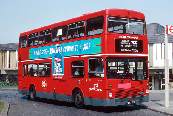 Route 255, South London Buses, M1086, B86WUL