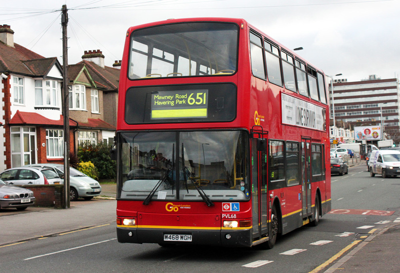 London Bus Routes | Route 651: Romford Station - Chase Cross