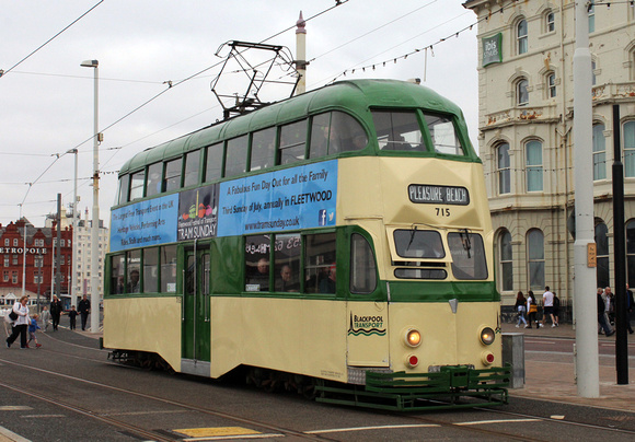 Blackpool Tram, 715, North Pier