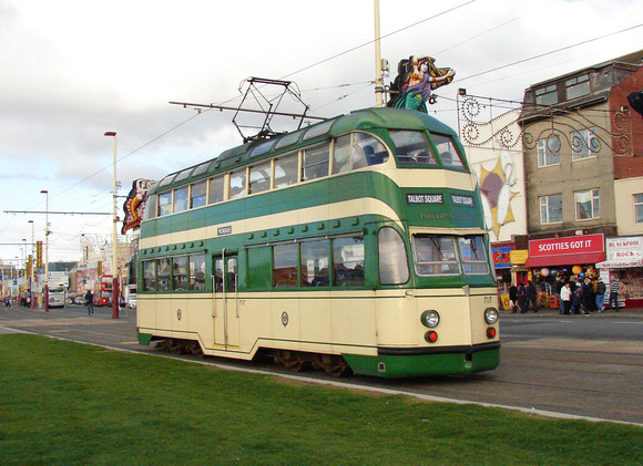 Blackpool Tram 717, Promenade