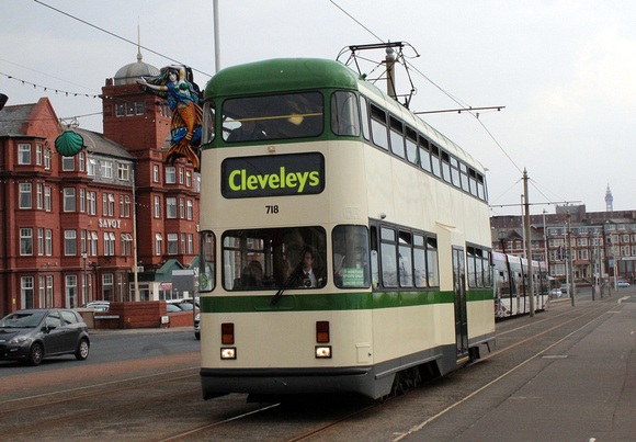 Blackpool Tram, 718, Cliffs Hotel