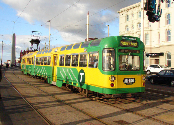 Blackpool Tram 681, North Pier