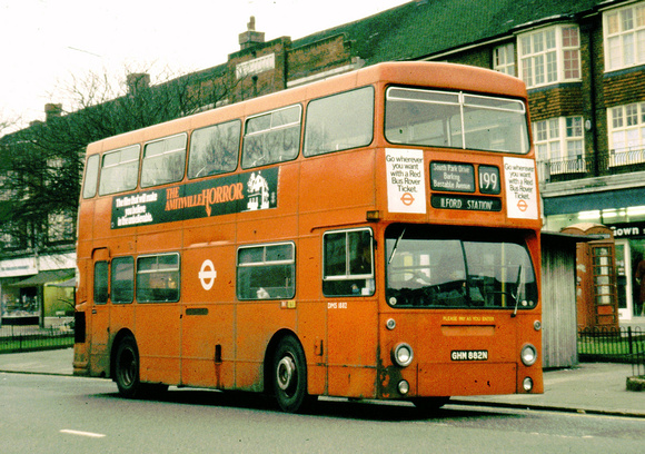 Route 199, London Transport, DMS1882, GHM882N