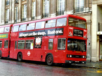 Route 199, London Transport, T1099, B99WUV, Trafalgar Square