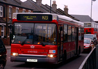Route H23, London United, DP21, T421KAG, Hounslow