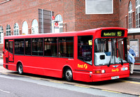 Route 953, First London, DML41772, X772HLR, Romford Market