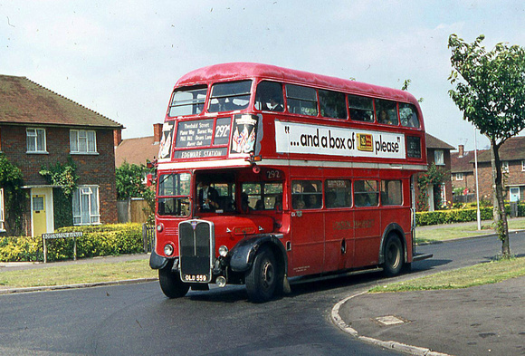 Route 292A, London Transport, RT4772, OLD559, Borehamwood