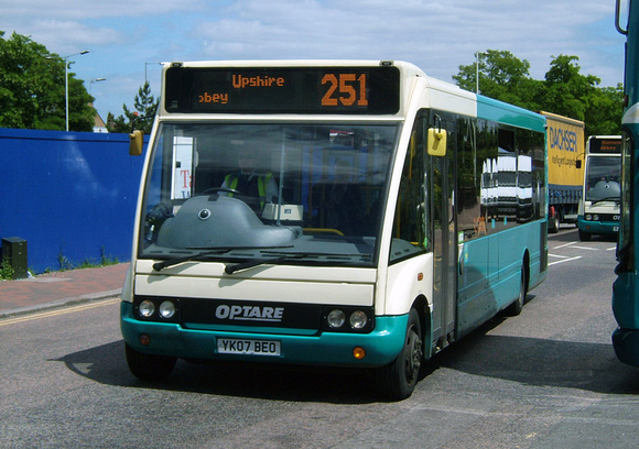 Route 251, Arriva The Shires 2484, YK07BEO, Waltham Cross