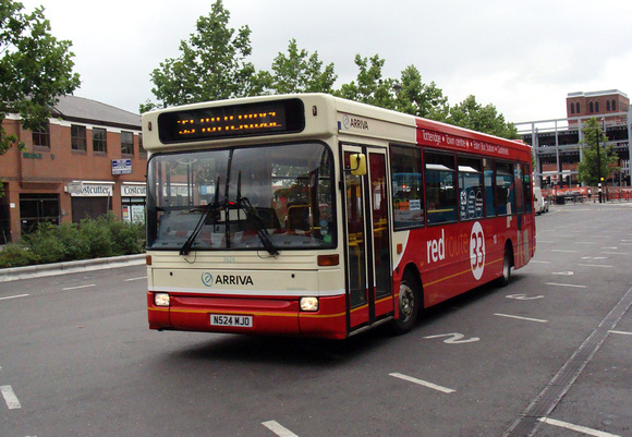 Route 33, Arriva the Shires 3824, N524MJO, High Wycombe