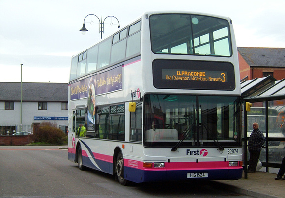 Route 3, First 32874, HIG1524, Barnstaple