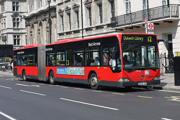 Route 12, London Central, MAL28, BX02YYR, Whitehall