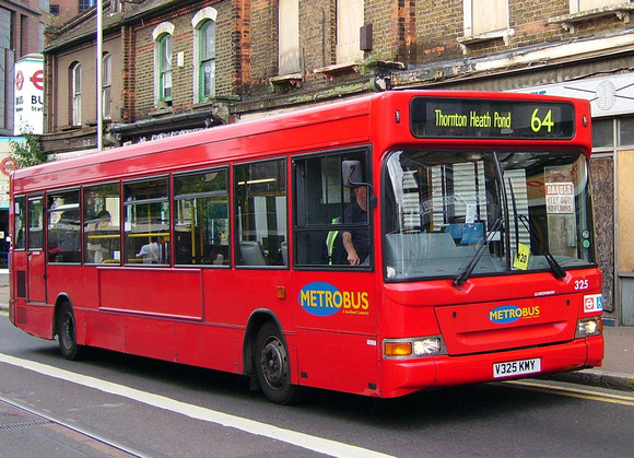 Route 64, Metrobus 325, V325KMY, Croydon