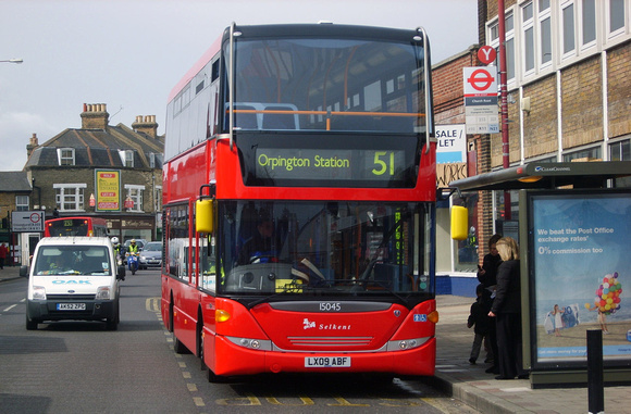 Route 51, Selkent ELBG 15045, LX09ABF, Sidcup