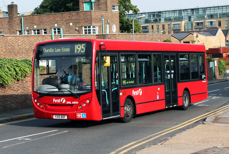 London Bus Routes | Route 195: Brentford, County Court - TF Charville ...