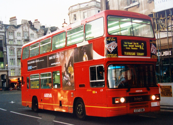 Route N2, Arriva London, L37, C37CHM, Trafalgar Square