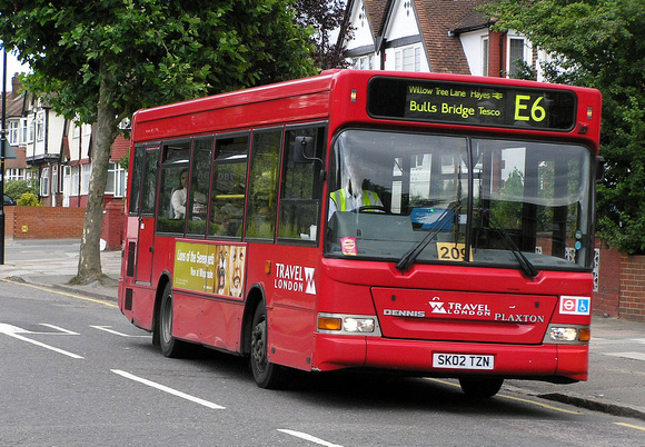 Route E6, Travel London 8065, SK02TZN
