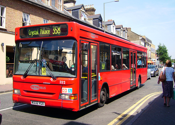 Route 358, Metrobus 332, W332VGX, Bromley