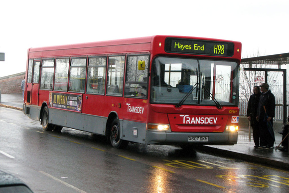 Route H98, Transdev, X607OKH, Hayes & Harlington