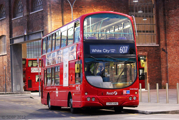 Route 607, First London, VNW32663, LK55AAU, White City