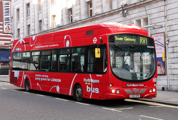 Route RV1, Tower Transit, WSH62995, LK60HPN, Covent Garden
