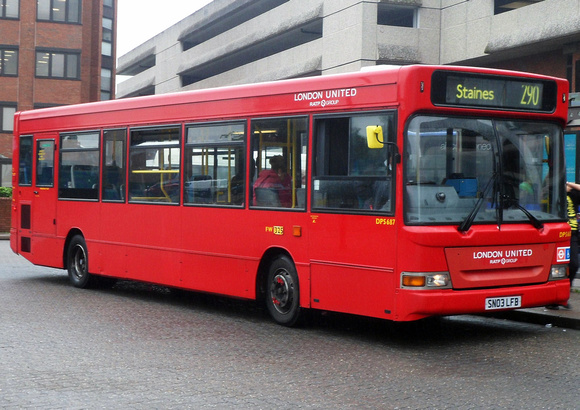 Route 290, London United RATP, DPS687, SN03LFB, Staines