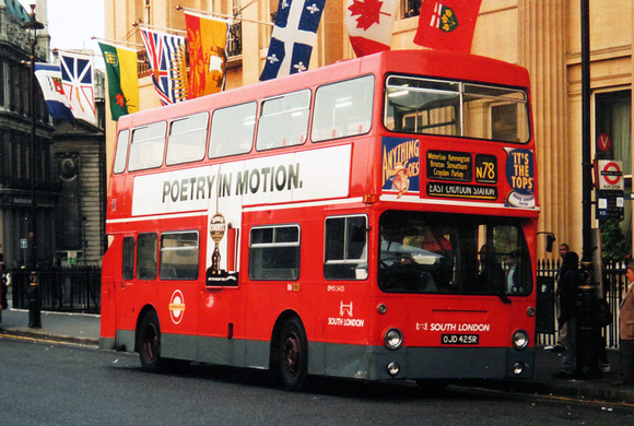 Route N78, South London Buses, DMS2425, OJD425R, Trafalgar Square