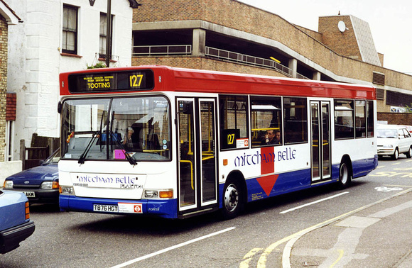 Route 127, Mitcham Belle, DP76, T876HGT, Purley