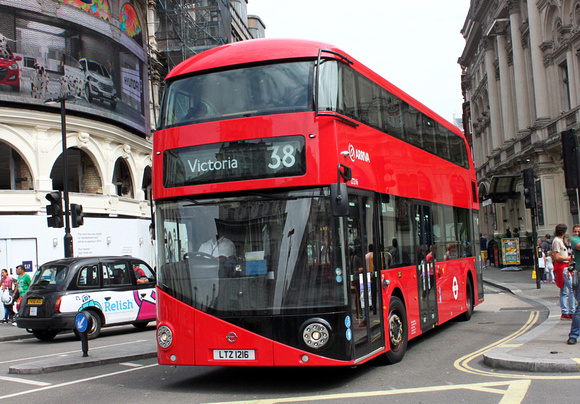 Route 38, Arriva London, LT216, LTZ1216, Piccadilly Circus