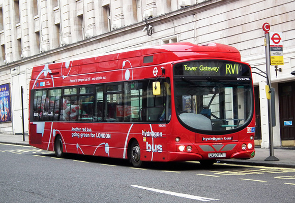 Route RV1, First London, WSH62994, LK60HPL, Covent Garden