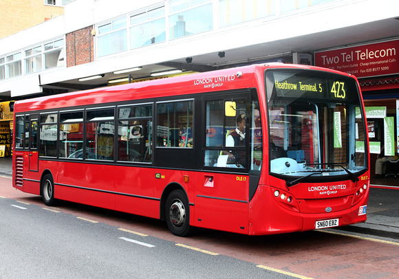 Route 423, London United RATP, DLE17, SN60EBZ, Hounslow
