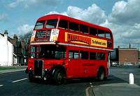 Route 122, London Transport, RT4037, LUC196, Bexleyheath Garage