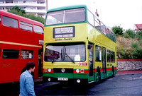 Route 172, London & Country 911, CUL167V, Eastbourne