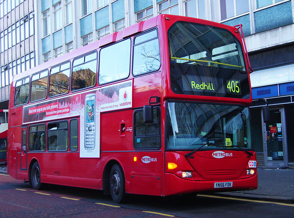 Route 405, Metrobus 935, YN56FDK, Croydon