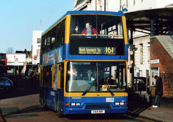 Route 161, Metrobus 414, V414KMY, Woolwich