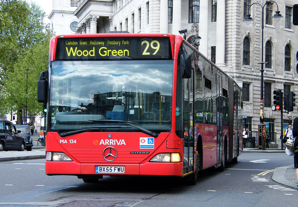 Route 29, Arriva London, MA134, BX55FWU, Trafalgar Square