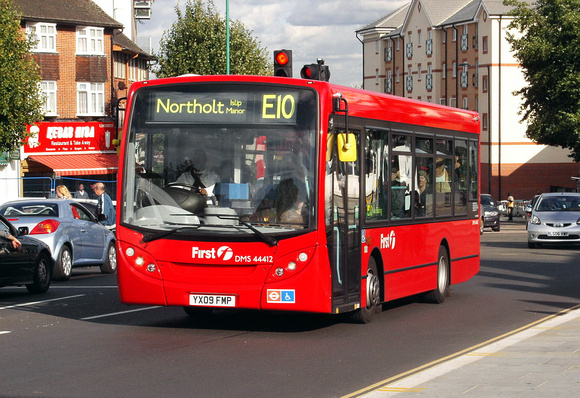 Route E10, First London, DMS44412,YX09FMP,Greenford, Red Lion
