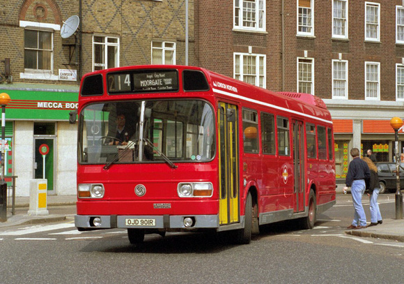 Route 214, London Northern, LS101, OJD901R, Camden Town