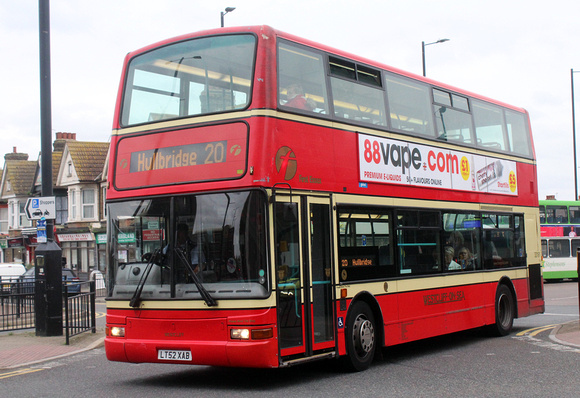 Route 20, First Essex 33191, LT52XAB, Southend