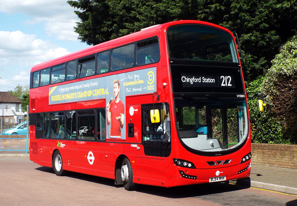 Route 212, Tower Transit, VH38105, BL64MHK, Chingford