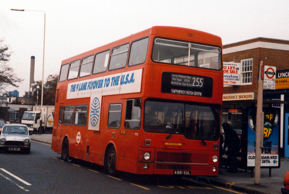 Route 255, London Transport, M951, A951SUL