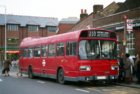 Route 200, London Transport, LS57, KJD557P, Mitcham