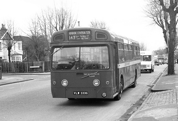 Route 143, London Transport, MB333, VLW333G