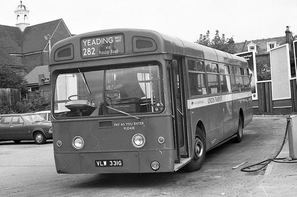 Route 282, London Transport, MB331, VLW331G