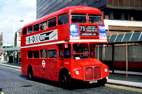 Route 73, London Transport, RM1627, 627DYE, Hammersmith