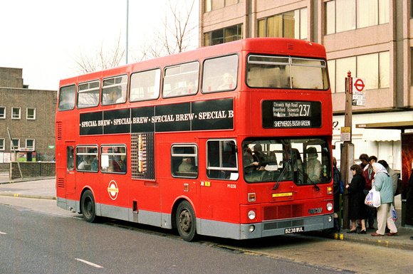 Route 237, London Transport, M1238, B238WUL, Hounslow
