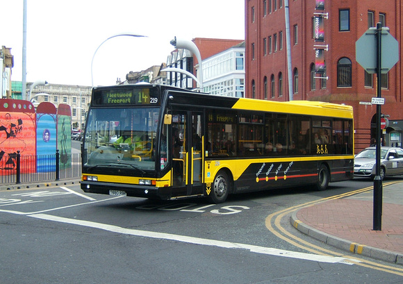 Route 14, Blackpool Transport 219, T880RBR, Blackpool